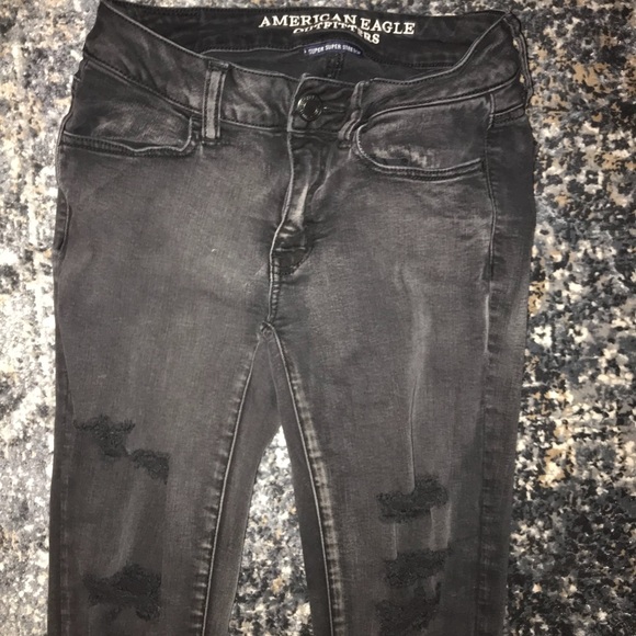 American Eagle Outfitters Denim - American Eagle size 2 grey jeggings with rips